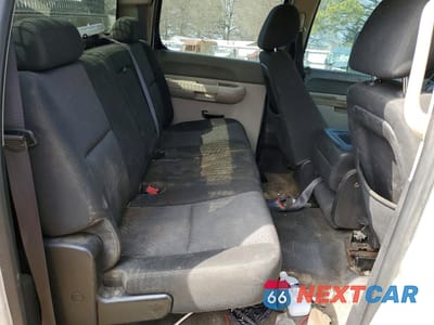 Zdjęcie 10 z 13 samochodu: 2014 GMC SIERRA 3500 HD UTILITY / SERVICE TRUCK VIN:1GT422C87EF153830 - miniatura