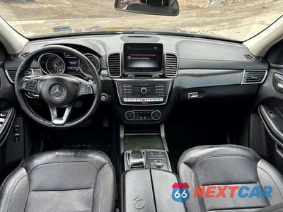 Zdjęcie 8 z 10 samochodu: 2017 MERCEDES-BENZ GLS 550 4MATIC VIN:4JGDF7DE5HA744970 - miniatura