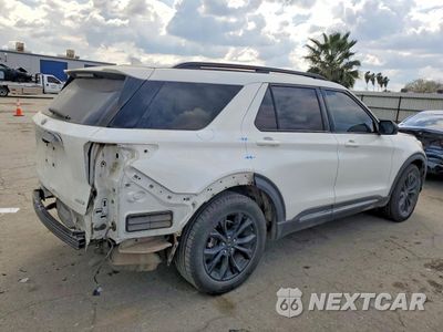 Trzecie zdjęcie samochodu z tyłu: 2020 FORD EXPLORER XLT VIN:1FMSK7DH9LGA40368 - miniatura