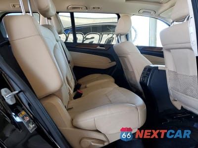 Zdjęcie 11 z 12 samochodu: 2017 MERCEDES-BENZ GLS 450 4MATIC VIN:4JGDF6EE3HA835387 - miniatura