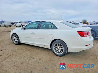 Drugie zdjęcie samochodu z przodu: 2015 CHEVROLET MALIBU 1LT VIN:1G11C5SL2FF154062 - miniatura