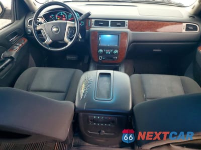 Zdjęcie 8 z 13 samochodu: 2013 CHEVROLET TAHOE C1500 LS VIN:1GNSCAE07DR106579 - miniatura