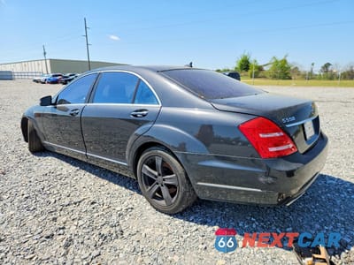 Drugie zdjęcie samochodu z przodu: 2011 MERCEDES-BENZ S 550 4MATIC VIN:WDDNG8GB3BA363810 - miniatura