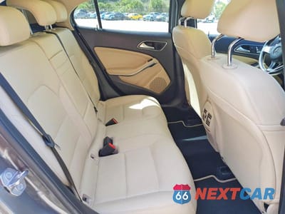 Zdjęcie 11 z 13 samochodu: 2019 MERCEDES-BENZ GLA 250 4MATIC VIN:WDCTG4GB5KJ584541 - miniatura