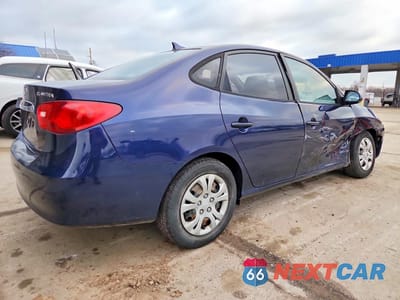 Trzecie zdjęcie samochodu z tyłu: 2010 HYUNDAI ELANTRA GLS VIN:KMHDU4AD6AU951226 - miniatura