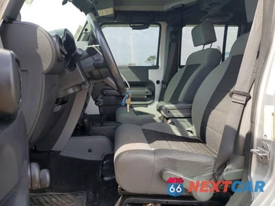 Zdjęcie 7 z 12 samochodu: 2008 JEEP WRANGLER UNLIMITED X VIN:1J4GA39158L594291 - miniatura