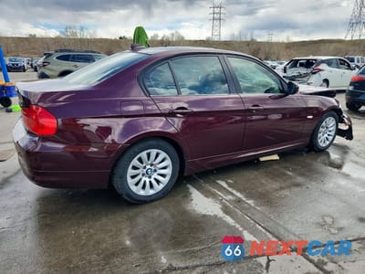 Trzecie zdjęcie samochodu z tyłu: 2009 BMW 328 I VIN:WBAPH77569NM27570 - miniatura