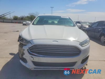 Piąte zdjęcie samochodu w środku: 2014 FORD FUSION SE VIN:1FA6P0H77E5404162 - miniatura