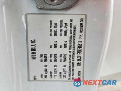 Zdjęcie 12 z 12 samochodu: 2019 TESLA MODEL 3 VIN:5YJ3E1EA5KF417513 - miniatura