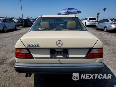 Zdjęcie 6 z 12 samochodu: 1986 MERCEDES-BENZ 300 E VIN:WDBEA30D3GA239178 - miniatura