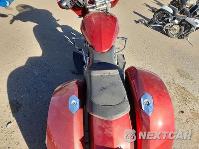 Zdjęcie 6 z 9 samochodu: 2012 VICTORY MOTORCYCLES CROSS ROADS CUSTOM VIN:5VPBW36N3C3008609 - miniatura
