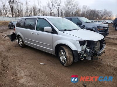 Czwarte zdjęcie samochodu z boku: 2012 DODGE GRAND CARAVAN SXT VIN:2C4RDGCG0CR302427 - miniatura
