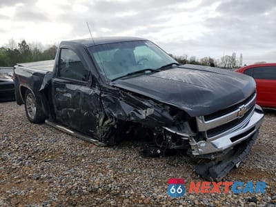 Czwarte zdjęcie samochodu z boku: 2011 CHEVROLET SILVERADO C1500 VIN:1GCNCPE0XBZ257843 - miniatura
