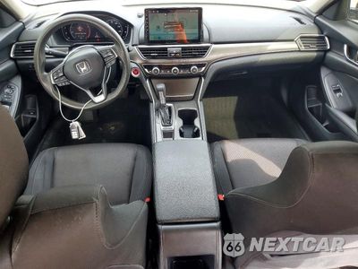 Zdjęcie 8 z 12 samochodu: 2019 HONDA ACCORD LX VIN:1HGCV1F19KA169971 - miniatura