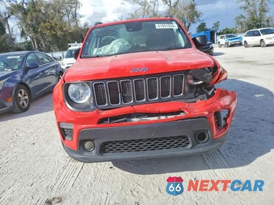 Piąte zdjęcie samochodu w środku: 2022 JEEP RENEGADE LATITUDE VIN:ZACNJDB14NPN48470 - miniatura