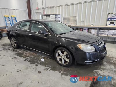 Czwarte zdjęcie samochodu z boku: 2012 CHEVROLET MALIBU 2LT VIN:1G1ZD5E04CF360013 - miniatura