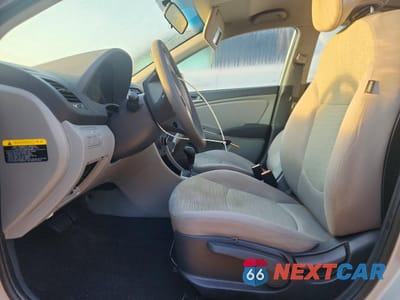 Zdjęcie 7 z 12 samochodu: 2017 HYUNDAI ACCENT VALUE EDITION VIN:KMHCT4AE5HU251344 - miniatura