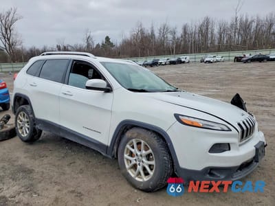 Czwarte zdjęcie samochodu z boku: 2016 JEEP CHEROKEE LATITUDE VIN:1C4PJMCB0GW267307 - miniatura