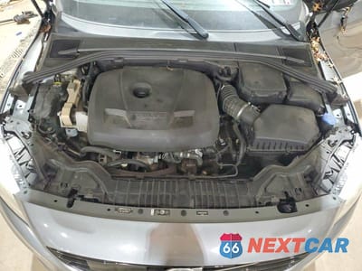 Zdjęcie 11 z 12 samochodu: 2017 VOLVO S60 R DESIGN VIN:YV149MTS2H2420039 - miniatura