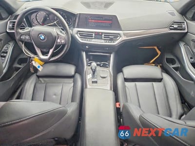 Zdjęcie 8 z 12 samochodu: 2019 BMW 330XI VIN:WBA5R7C50KFH32608 - miniatura