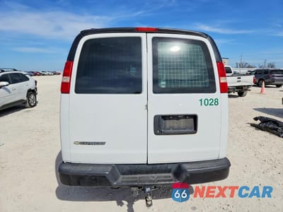 Zdjęcie 6 z 13 samochodu: 2018 CHEVROLET EXPRESS 2500 CARGO UTILITY / SERVICE VAN VIN:1GCWGAFP7J1237791 - miniatura