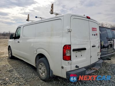 Drugie zdjęcie samochodu z przodu: 2013 NISSAN NV 2500 DELIVERY VAN VIN:1N6BF0KX1DN111681 - miniatura