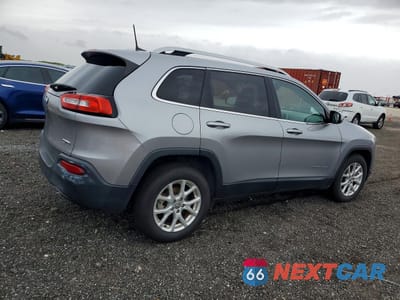Trzecie zdjęcie samochodu z tyłu: 2017 JEEP CHEROKEE LATITUDE VIN:1C4PJLCB5HW516907 - miniatura