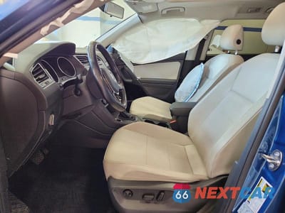 Zdjęcie 7 z 13 samochodu: 2018 VOLKSWAGEN TIGUAN SE VIN:3VV2B7AX5JM170085 - miniatura
