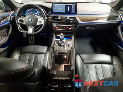 Zdjęcie 8 z 12 samochodu: 2021 BMW M550XI VIN:WBA13BK09MCF28578 - miniatura