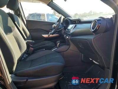 Zdjęcie 7 z 14 samochodu: 2020 NISSAN KICKS SV VIN:3N1CP5CV4LL527790 - miniatura