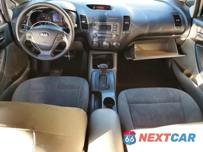 Zdjęcie 8 z 12 samochodu: 2015 KIA FORTE LX VIN:KNAFK4A63F5297126 - miniatura