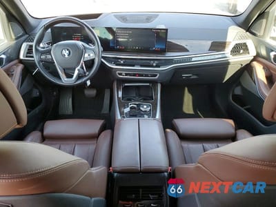 Zdjęcie 8 z 13 samochodu: 2024 BMW X5 XDRIVE50E VIN:5UX43EU09R9S27128 - miniatura