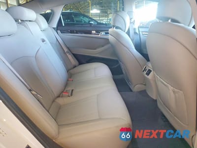 Zdjęcie 10 z 12 samochodu: 2018 GENESIS G80 3.8 VIN:KMHGN4JE1JU285251 - miniatura