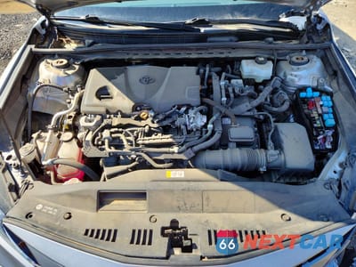 Zdjęcie 11 z 12 samochodu: 2022 TOYOTA CAMRY HYBRID LE VIN:4T1C31AKXNU584655 - miniatura