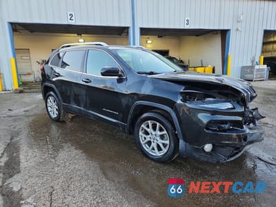 Czwarte zdjęcie samochodu z boku: 2015 JEEP CHEROKEE LATITUDE VIN:1C4PJMCS5FW578245 - miniatura