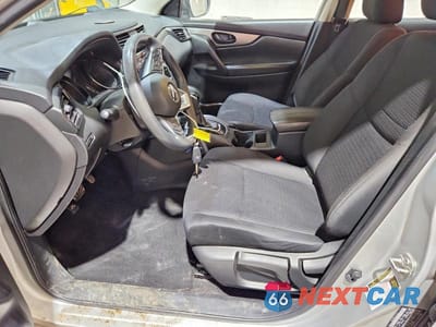 Zdjęcie 7 z 13 samochodu: 2019 NISSAN ROGUE SPORT S VIN:JN1BJ1CR1KW628769 - miniatura