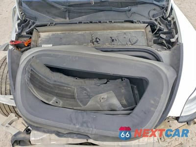 Zdjęcie 12 z 13 samochodu: 2022 TESLA MODEL Y VIN:7SAYGDEE8NA010875 - miniatura