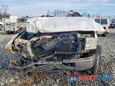 Piąte zdjęcie samochodu w środku: 2006 FORD F350 SUPER DUTY FLATBED TRUCK VIN:1FTWW33P66EC97628 - miniatura