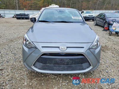 Piąte zdjęcie samochodu w środku: 2016 SCION IA BASE VIN:3MYDLBZVXGY136012 - miniatura