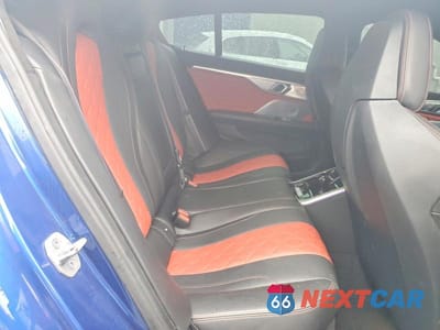 Zdjęcie 10 z 11 samochodu: 2023 BMW M8 VIN:WBSGV0C02PCM91913 - miniatura