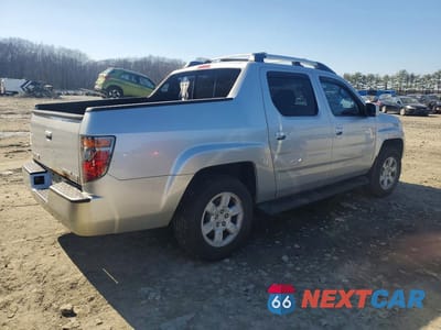 Trzecie zdjęcie samochodu z tyłu: 2006 HONDA RIDGELINE RTL VIN:2HJYK16566H557632 - miniatura