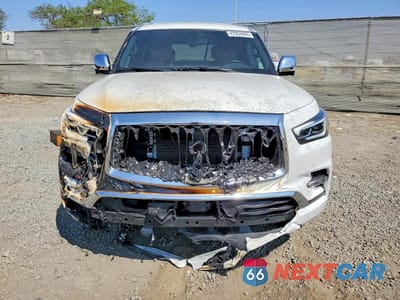 Piąte zdjęcie samochodu w środku: 2022 INFINITI QX80 SENSORY VIN:JN8AZ2BF8N9741897 - miniatura