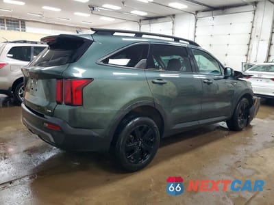 Trzecie zdjęcie samochodu z tyłu: 2023 KIA SORENTO X-LINE S VIN:5XYRLDLC0PG208105 - miniatura