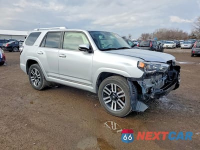 Czwarte zdjęcie samochodu z boku: 2018 TOYOTA 4RUNNER LIMITED VIN:JTEBU5JRXJ5515434 - miniatura