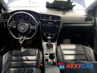Zdjęcie 8 z 12 samochodu: 2019 VOLKSWAGEN GOLF R VIN:WVWWA7AU0KW118468 - miniatura