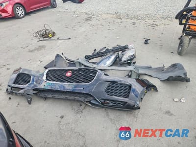 Zdjęcie 12 z 13 samochodu: 2020 JAGUAR E-PACE S VIN:SADFK2FX9L1Z76107 - miniatura