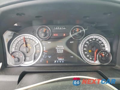 Zdjęcie 9 z 12 samochodu: 2021 RAM 1500 CLASSIC SLT VIN:3C6JR6ET4MG635120 - miniatura