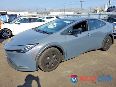 2023 TOYOTA PRIUS LE JTDACAAU6P3000676 - główne zdjęcie licytacji z USA - miniatura