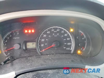 Zdjęcie 9 z 13 samochodu: 2011 TOYOTA SIENNA LE 8-PASSENGER VIN:5TDKK3DC0BS082000 - miniatura