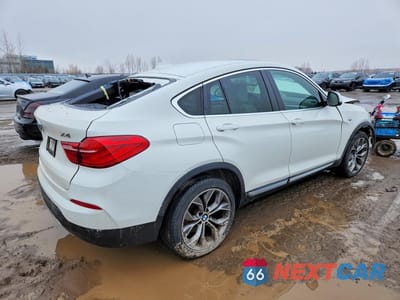 Trzecie zdjęcie samochodu z tyłu: 2016 BMW X4 XDRIVE28I VIN:5UXXW3C50G0M89689 - miniatura